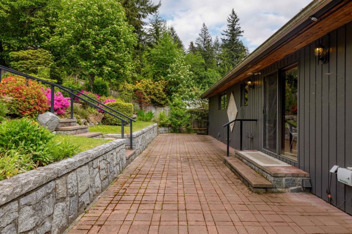 Photo 28 at 548 E Braemar Road, Braemar, North Vancouver