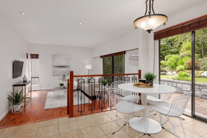 Photo 8 at 548 E Braemar Road, Braemar, North Vancouver