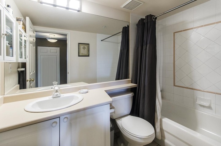 Photo 20 at 206 - 1085 W 17th Street, Pemberton NV, North Vancouver