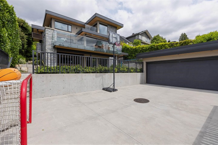 Photo 38 at 2678 Mathers Avenue, Dundarave, West Vancouver