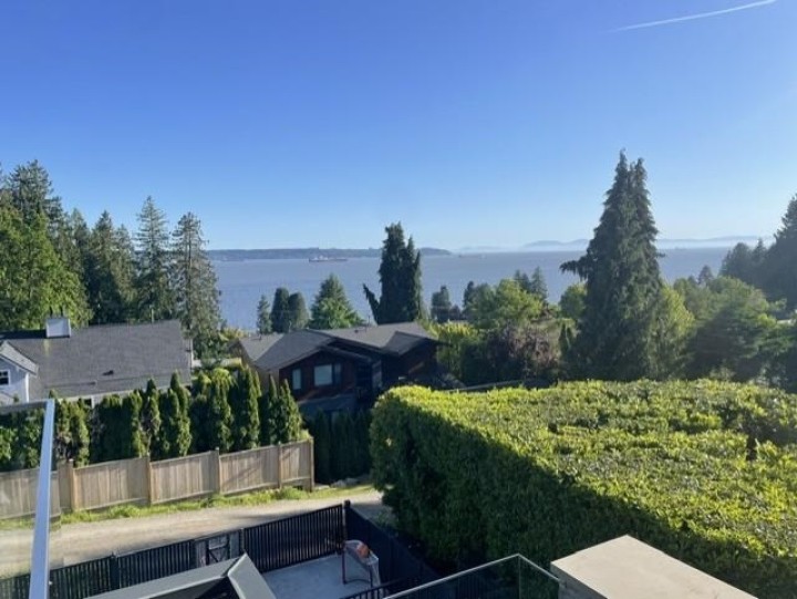 Photo 10 at 2678 Mathers Avenue, Dundarave, West Vancouver