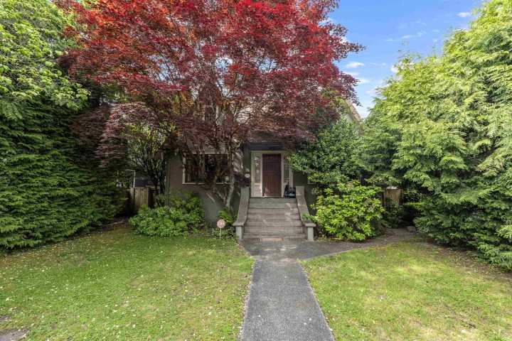 Photo 2 at 3391 W 32nd Avenue, Dunbar, Vancouver West