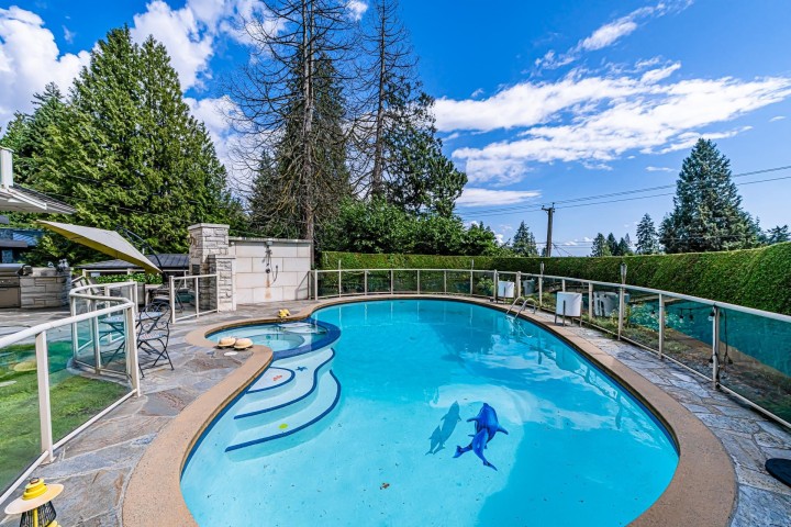 Photo 5 at 1361 Mathers Avenue, Ambleside, West Vancouver