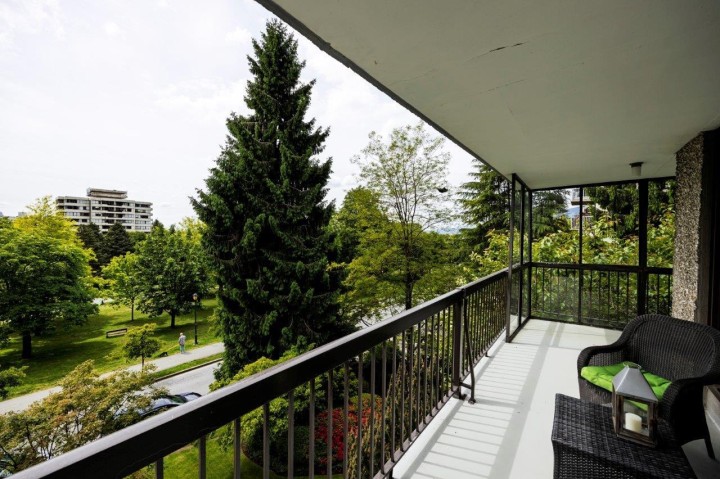 Photo 14 at 403 - 114 W Keith Road, Central Lonsdale, North Vancouver