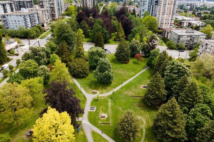 Photo 18 at 403 - 114 W Keith Road, Central Lonsdale, North Vancouver