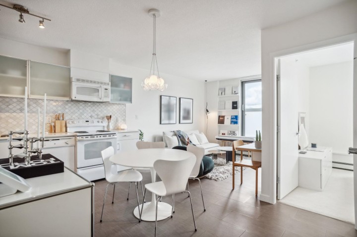 Photo 13 at 809 - 66 W Cordova Street, Downtown VW, Vancouver West