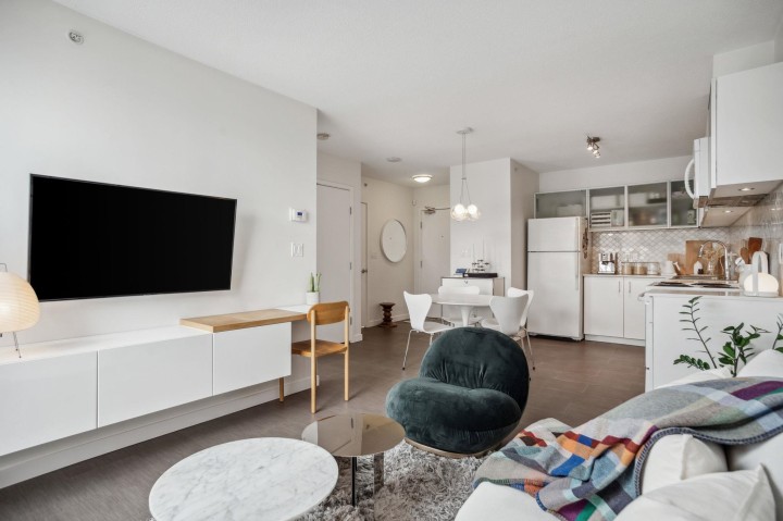 Photo 10 at 809 - 66 W Cordova Street, Downtown VW, Vancouver West