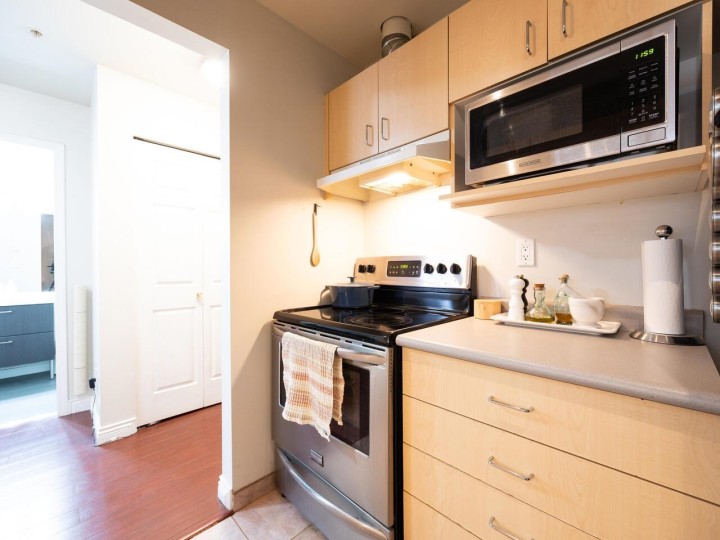 Photo 15 at 712 - 1010 Howe Street, Downtown VW, Vancouver West