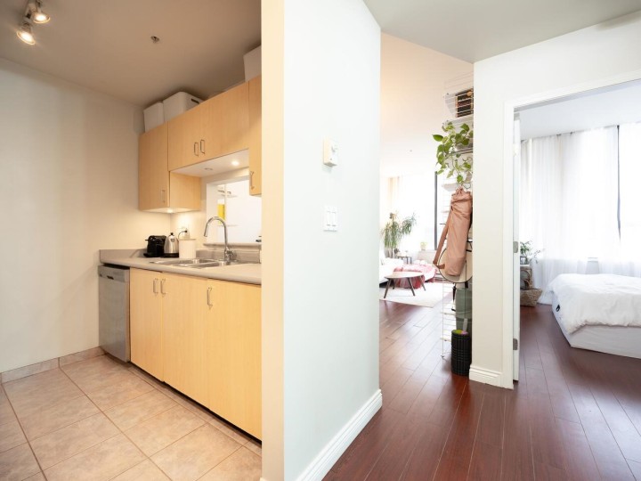 Photo 11 at 712 - 1010 Howe Street, Downtown VW, Vancouver West