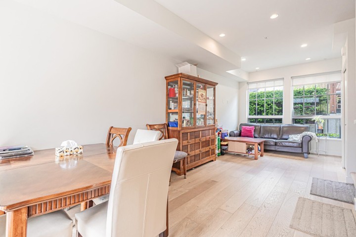 Photo 12 at 7903 Oak Street, Marpole, Vancouver West