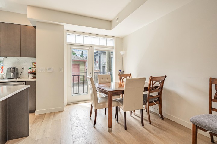 Photo 9 at 7903 Oak Street, Marpole, Vancouver West