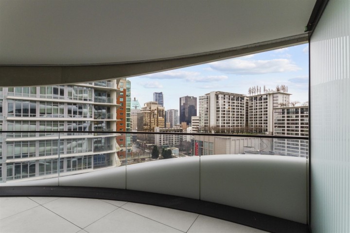 Photo 8 at 1007 - 1033 Nelson Street, West End VW, Vancouver West