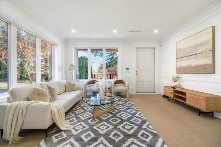 Photo 3 at 4005 W 35th Avenue, Dunbar, Vancouver West