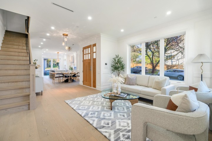 Photo 5 at 4005 W 35th Avenue, Dunbar, Vancouver West