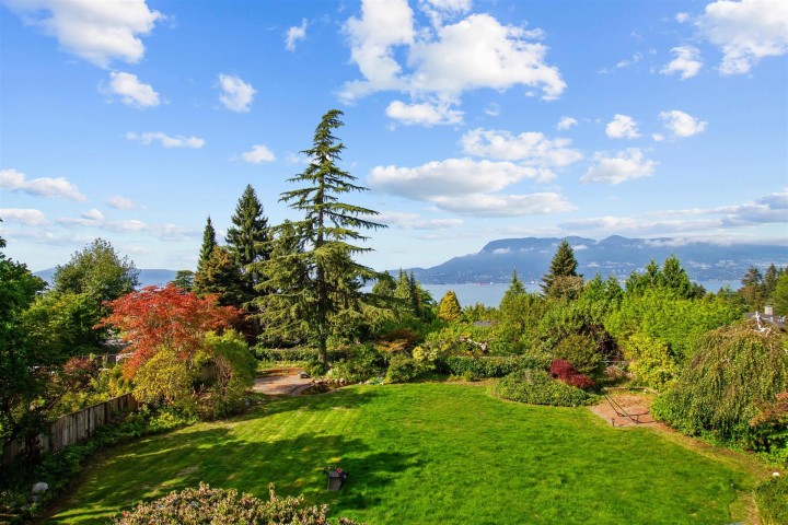 Photo 8 at 5687 Chancellor Boulevard, University VW, Vancouver West