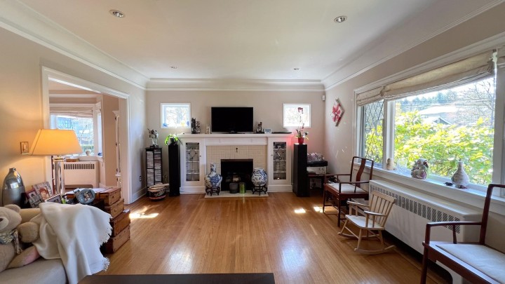 Photo 4 at 3090 Discovery Street, Point Grey, Vancouver West