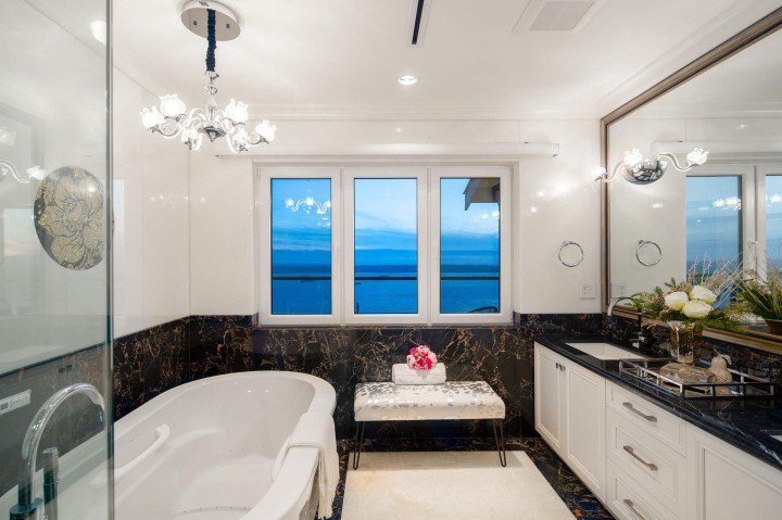 Photo 23 at 2426 Halston Court, Whitby Estates, West Vancouver