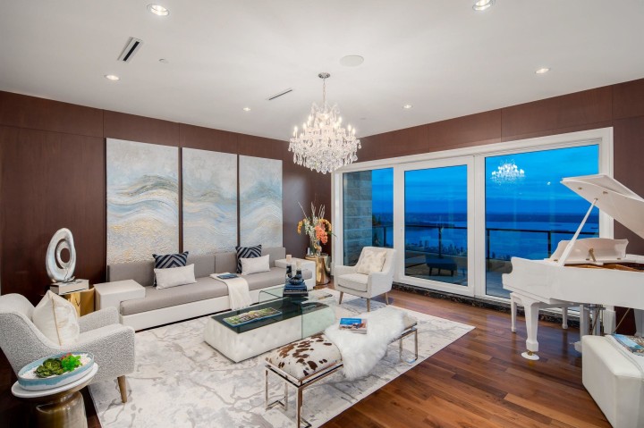 Photo 9 at 2426 Halston Court, Whitby Estates, West Vancouver