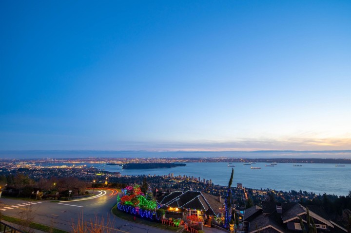 Photo 38 at 2426 Halston Court, Whitby Estates, West Vancouver