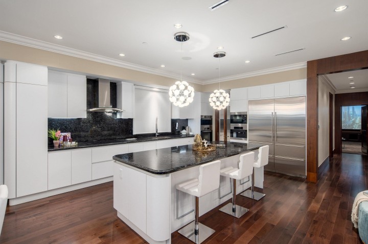 Photo 14 at 2426 Halston Court, Whitby Estates, West Vancouver