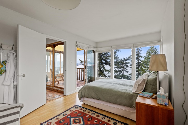 Photo 18 at 3615 Sunset Lane, West Bay, West Vancouver