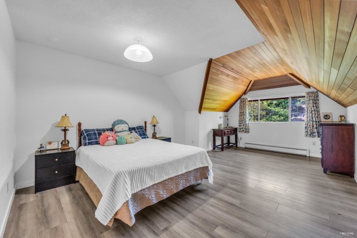 Photo 23 at 1040 Jefferson Avenue, Sentinel Hill, West Vancouver