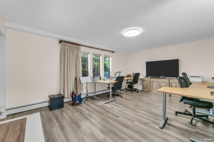 Photo 16 at 1040 Jefferson Avenue, Sentinel Hill, West Vancouver