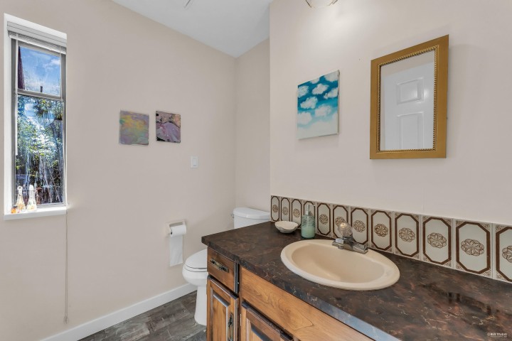 Photo 18 at 1040 Jefferson Avenue, Sentinel Hill, West Vancouver