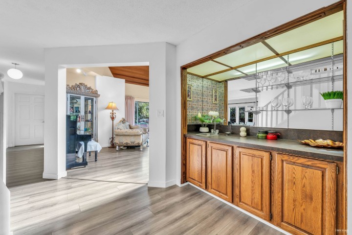 Photo 15 at 1040 Jefferson Avenue, Sentinel Hill, West Vancouver