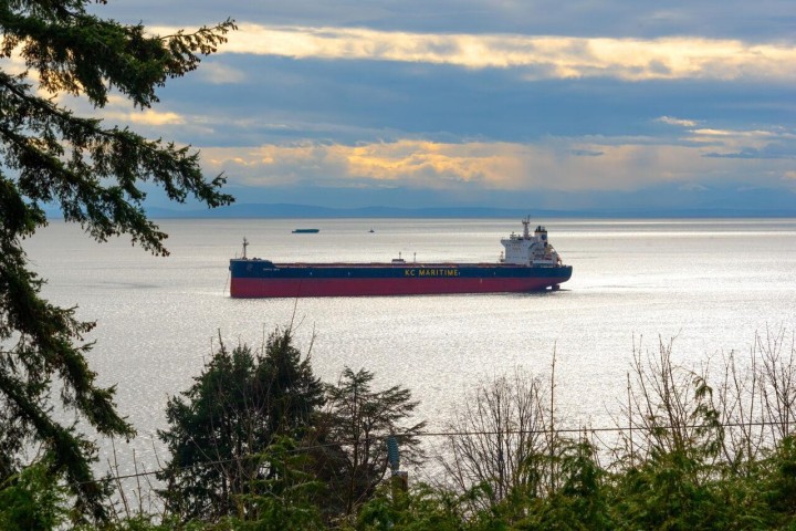 Photo 9 at 3284 Mathers Avenue, Westmount WV, West Vancouver