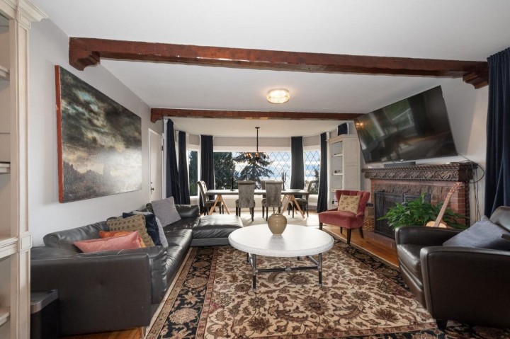 Photo 4 at 3284 Mathers Avenue, Westmount WV, West Vancouver