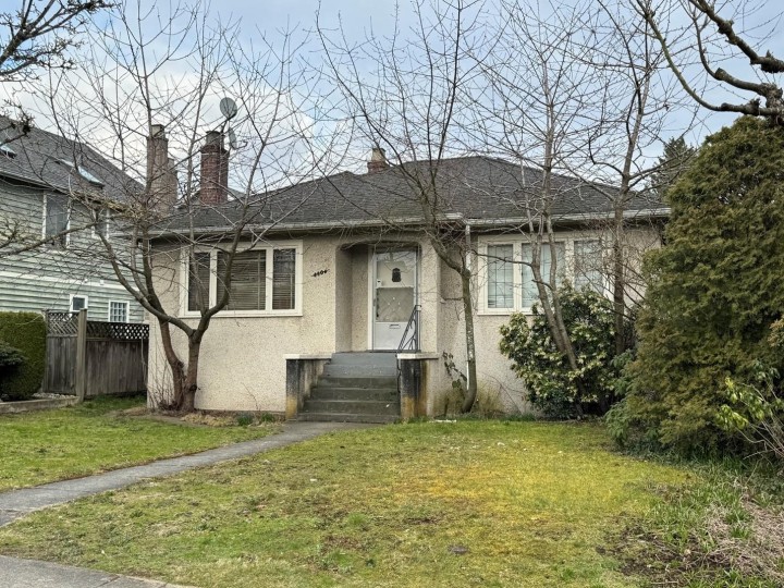 Photo 1 at 8504 Montcalm Street, Marpole, Vancouver West