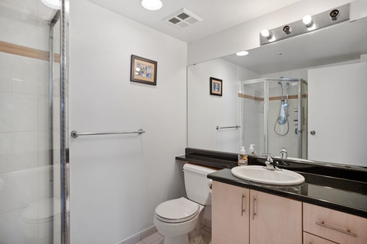 Photo 9 at 2303 - 1188 Howe Street, Downtown VW, Vancouver West