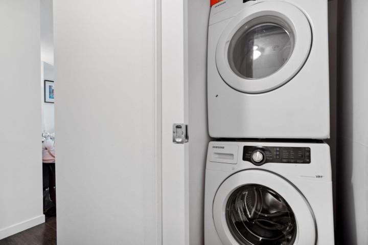 Photo 11 at 2303 - 1188 Howe Street, Downtown VW, Vancouver West