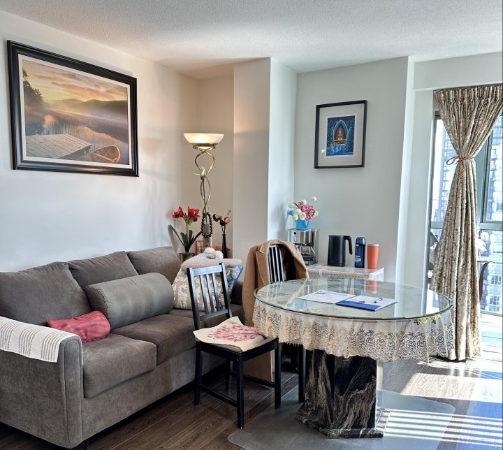 Photo 4 at 2303 - 1188 Howe Street, Downtown VW, Vancouver West