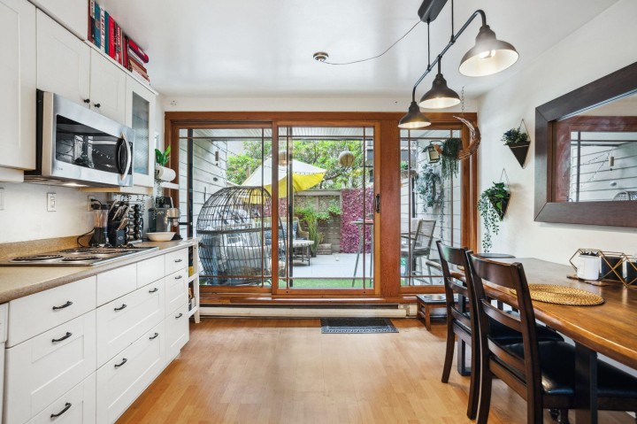 Photo 9 at 784 Millbank, False Creek, Vancouver West