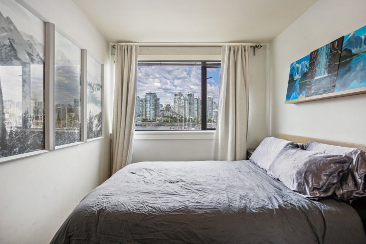 Photo 14 at 784 Millbank, False Creek, Vancouver West