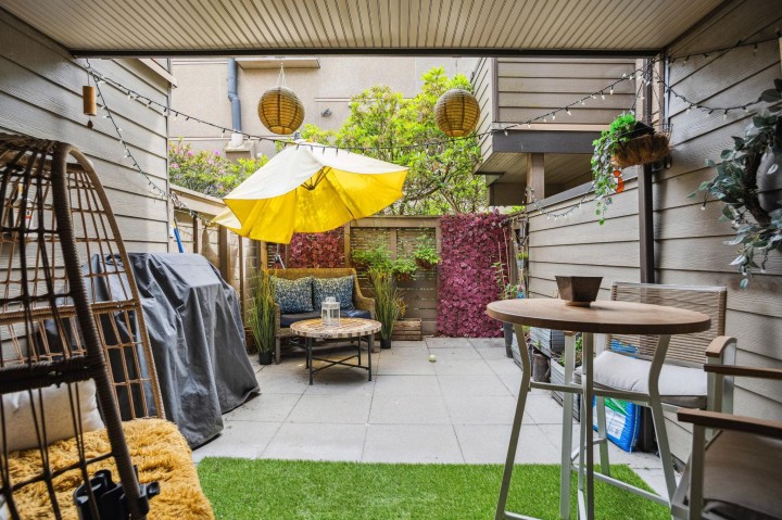 Photo 18 at 784 Millbank, False Creek, Vancouver West