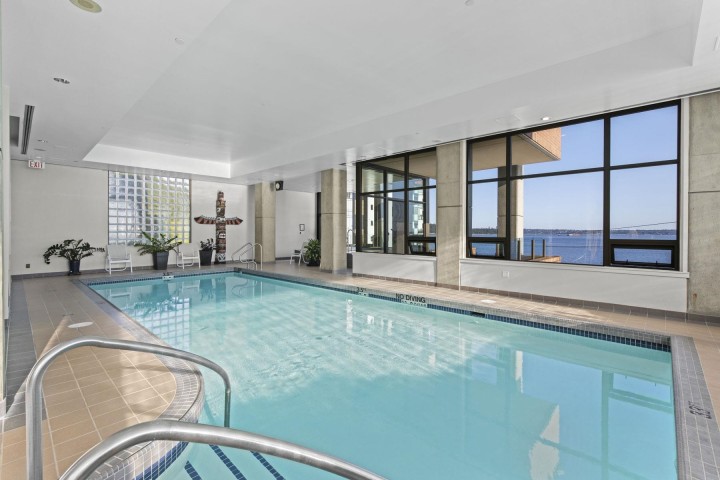 Photo 36 at 12 - 2250 Bellevue Avenue, Dundarave, West Vancouver