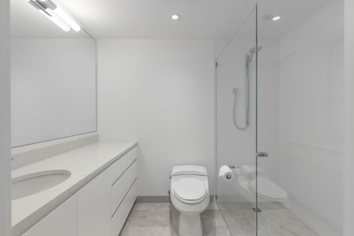 Photo 28 at 12 - 2250 Bellevue Avenue, Dundarave, West Vancouver