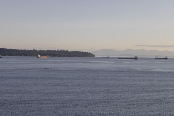 Photo 34 at 12 - 2250 Bellevue Avenue, Dundarave, West Vancouver