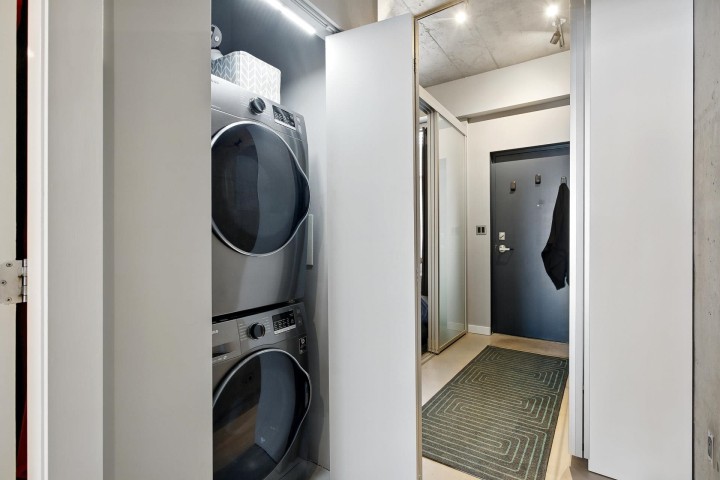 Photo 29 at 303 - 128 W 6th Avenue, Mount Pleasant VW, Vancouver West