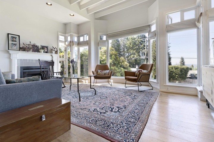 Photo 3 at 670 Montroyal Boulevard, Canyon Heights NV, North Vancouver