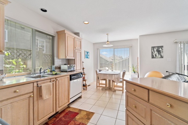 Photo 4 at 229 E 20th Street, Central Lonsdale, North Vancouver