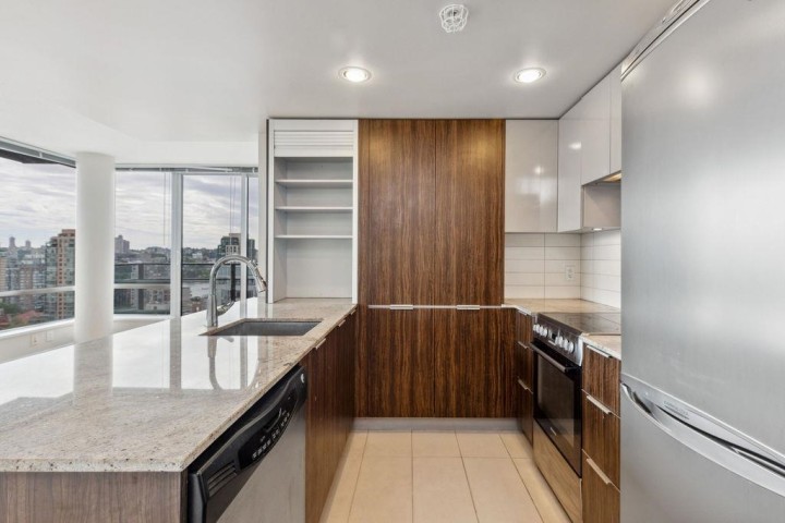 Photo 7 at 1801 - 1088 Richards Street, Yaletown, Vancouver West