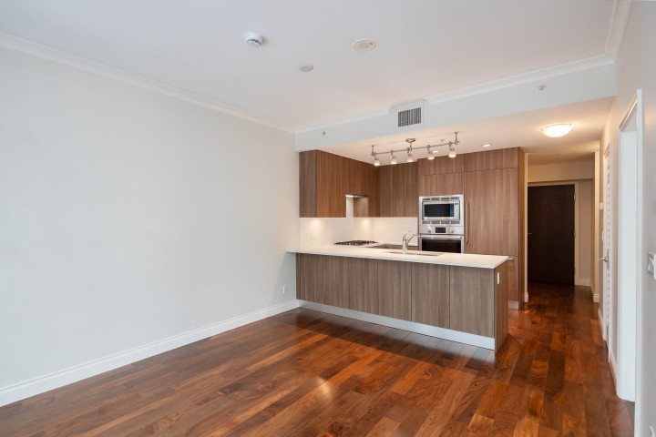 Photo 12 at 305 - 185 Victory Ship Way, Lower Lonsdale, North Vancouver