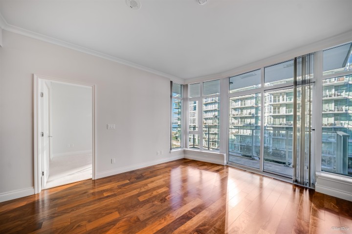 Photo 7 at 305 - 185 Victory Ship Way, Lower Lonsdale, North Vancouver