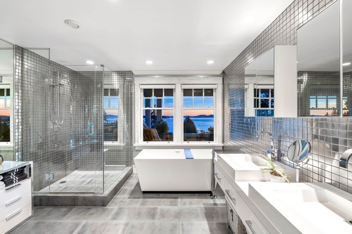 Photo 26 at 2962 Mathers Crescent, Altamont, West Vancouver