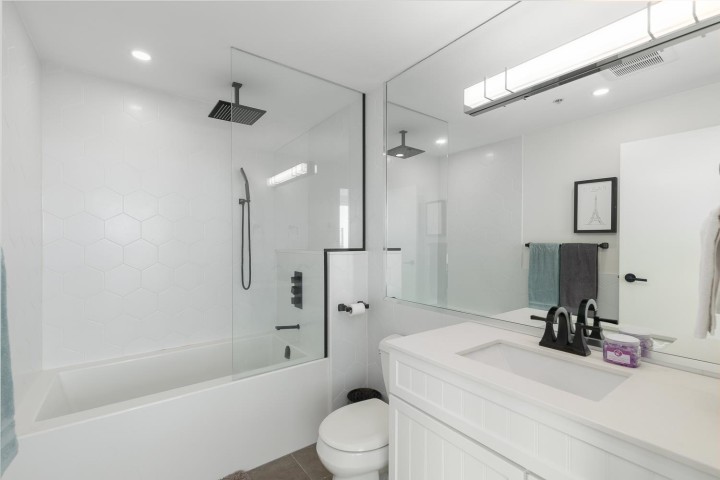 Photo 23 at 3603 - 939 Homer Street, Yaletown, Vancouver West