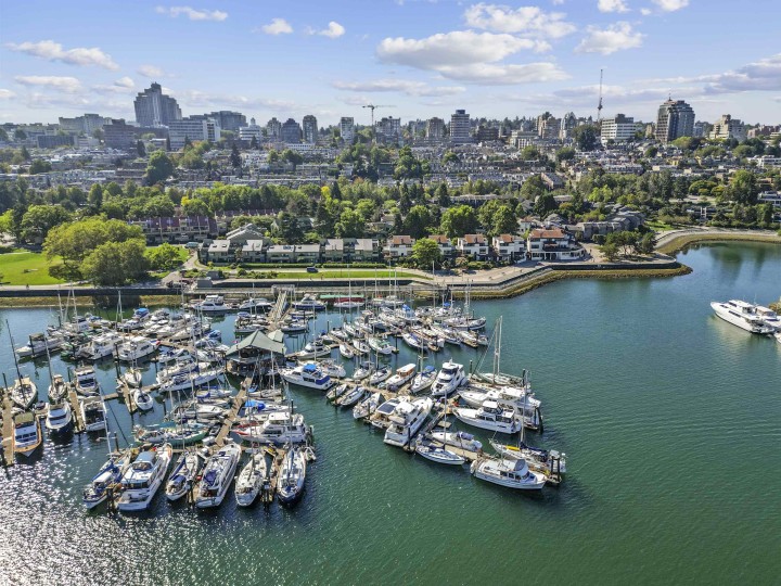 Photo 37 at 1130 Ironwork Passage, False Creek, Vancouver West